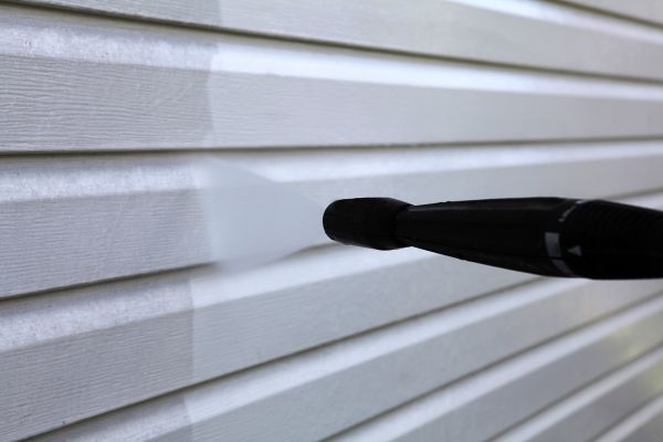 Cost of Condo Siding Power Washing in Wilkes Barre