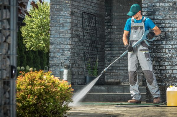 Outside House Cleaning in Wilkes Barre