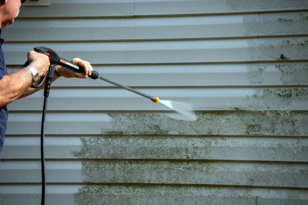 Cost of Vinyl Siding Power Washing in Wilkes Barre